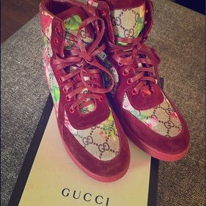 [GUCCI 🌺 Suede GG Blooms High Top Sneakers •US 10